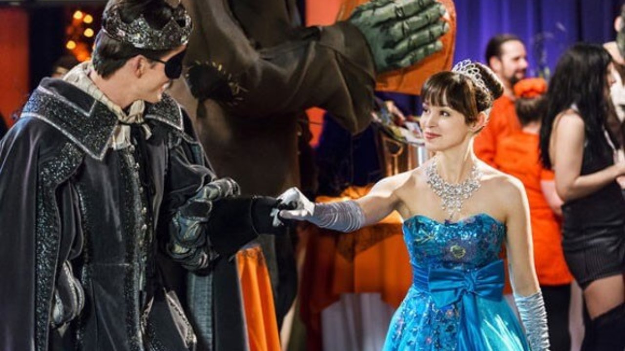 L’amore dietro la maschera (2014)