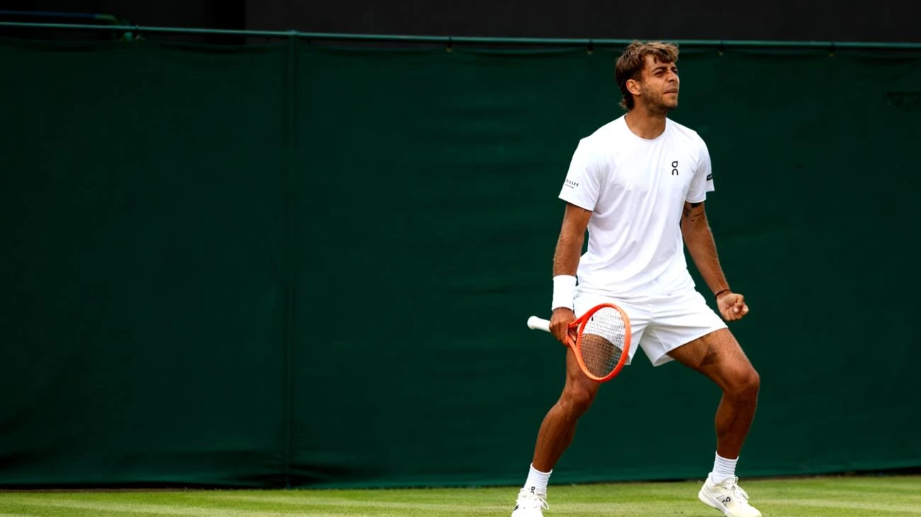 Cosa sta succedendo con Cobolli: 50.000 italiani lo stanno cercando in questo momento per la Coppa Davis 2025-11-21T19:42:34.785Z"